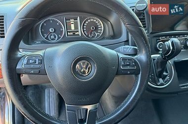 Минивэн Volkswagen Multivan 2013 в Киеве