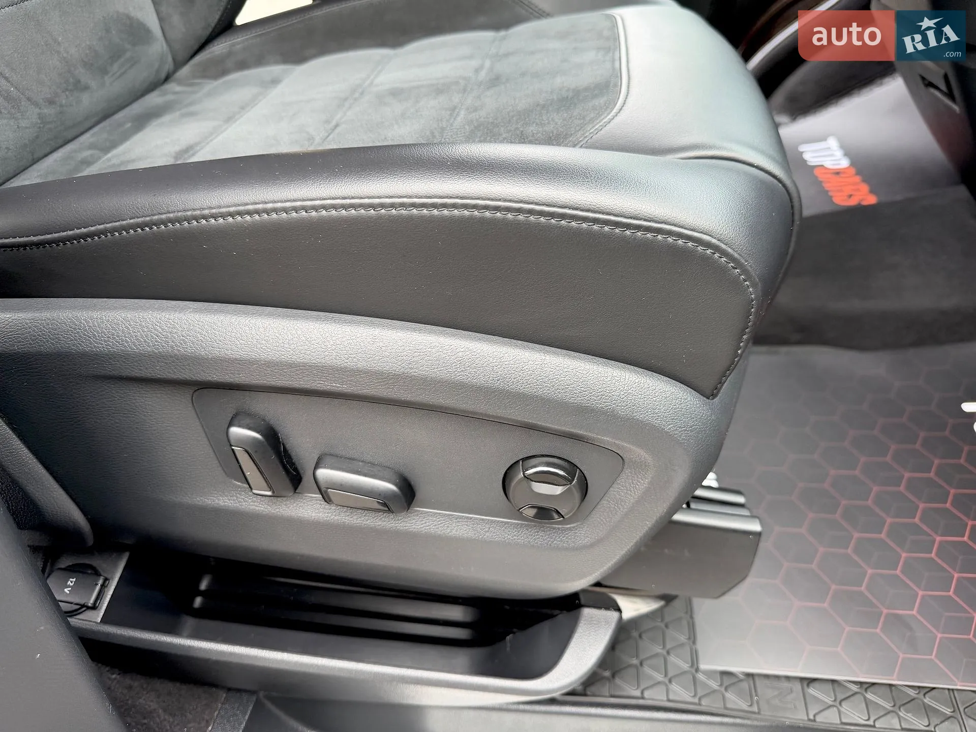 2016 Volkswagen Multivan - мініатюра 43