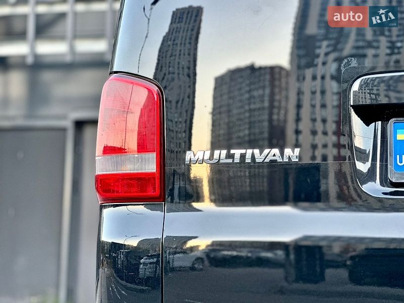 Минивэн Volkswagen Multivan 2011 в Киеве