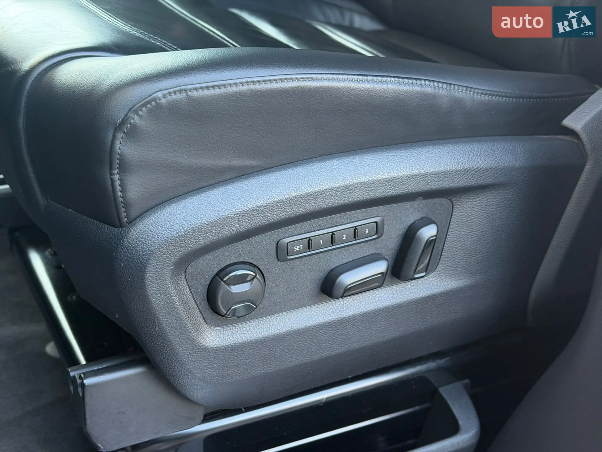 2016 Volkswagen Multivan - мініатюра 40