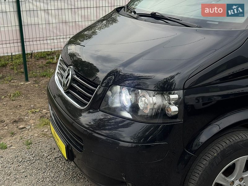 Минивэн Volkswagen Multivan 2009 в Умани