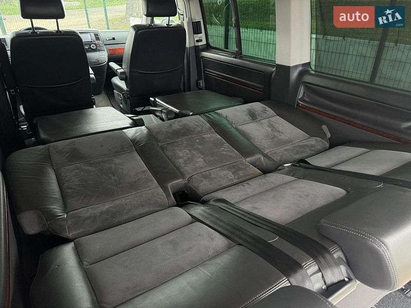 Минивэн Volkswagen Multivan 2009 в Умани