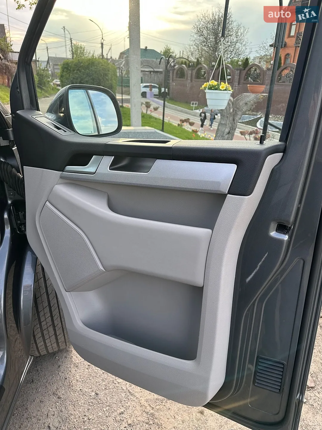 2015 Volkswagen Multivan - мініатюра 23