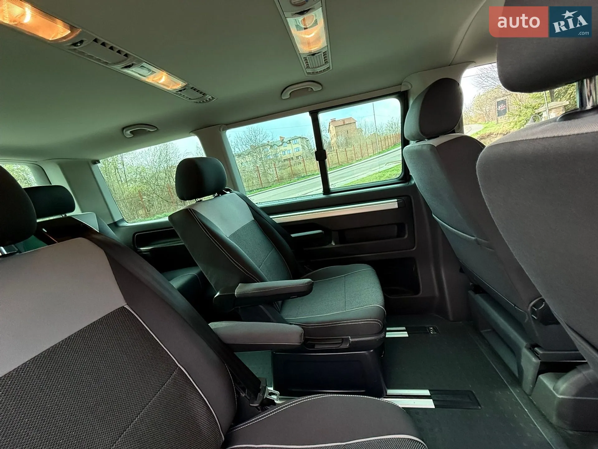 2012 Volkswagen Multivan - мініатюра 29