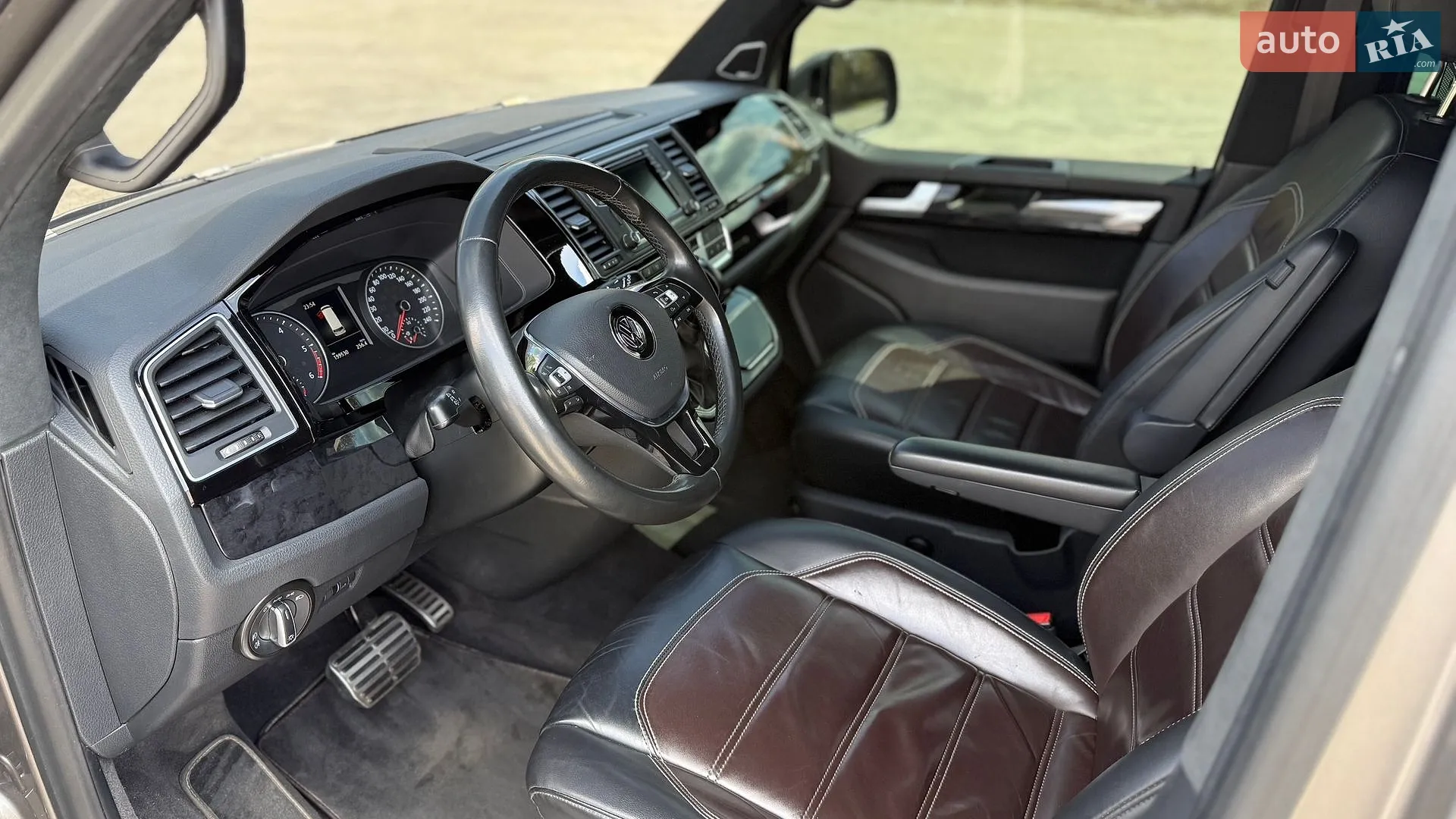 2017 Volkswagen Multivan - мініатюра 8