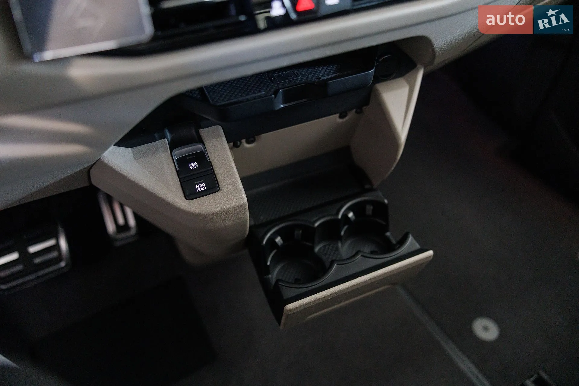 2022 Volkswagen Multivan - мініатюра 33