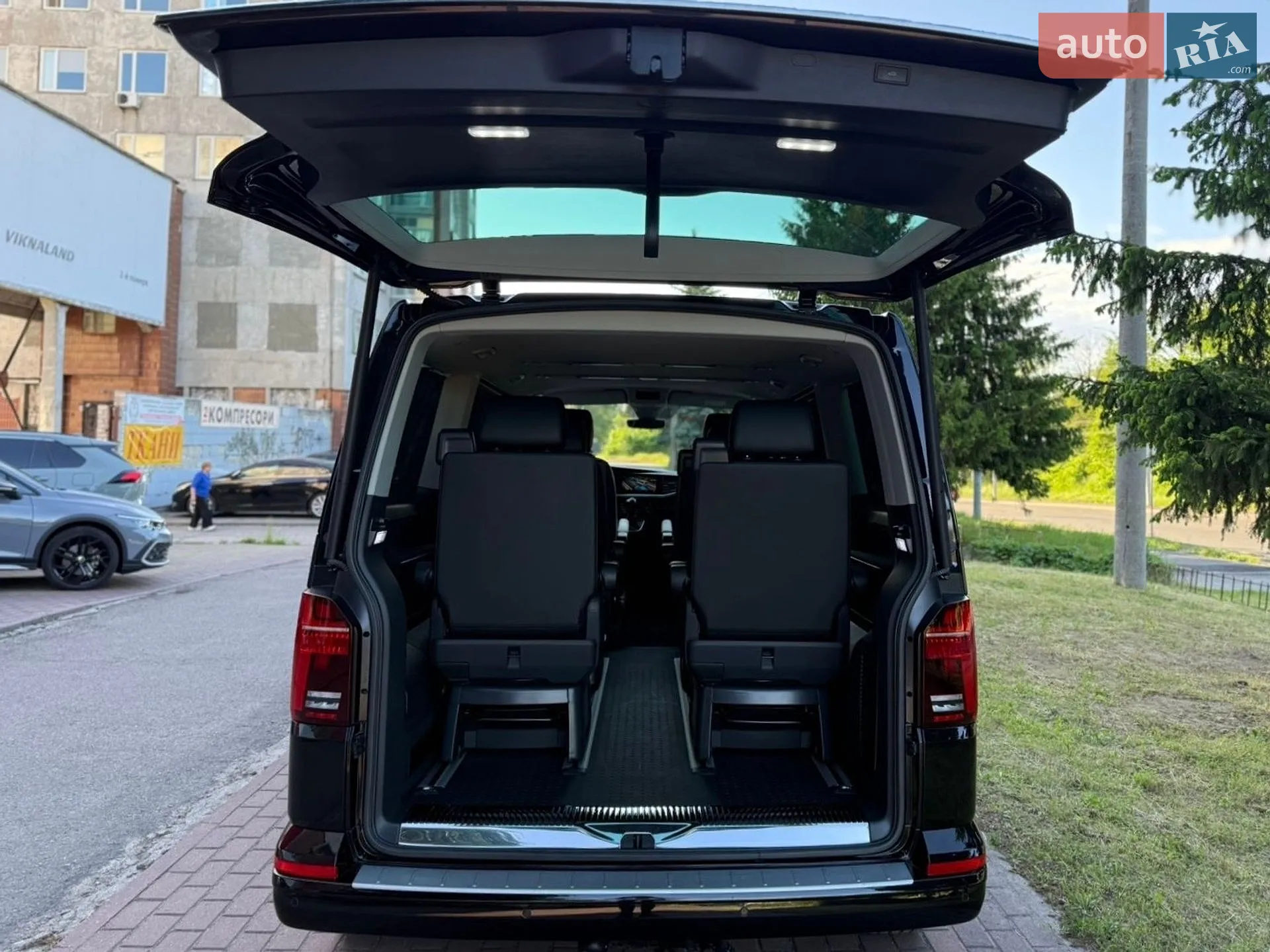 2022 Volkswagen Multivan - мініатюра 10