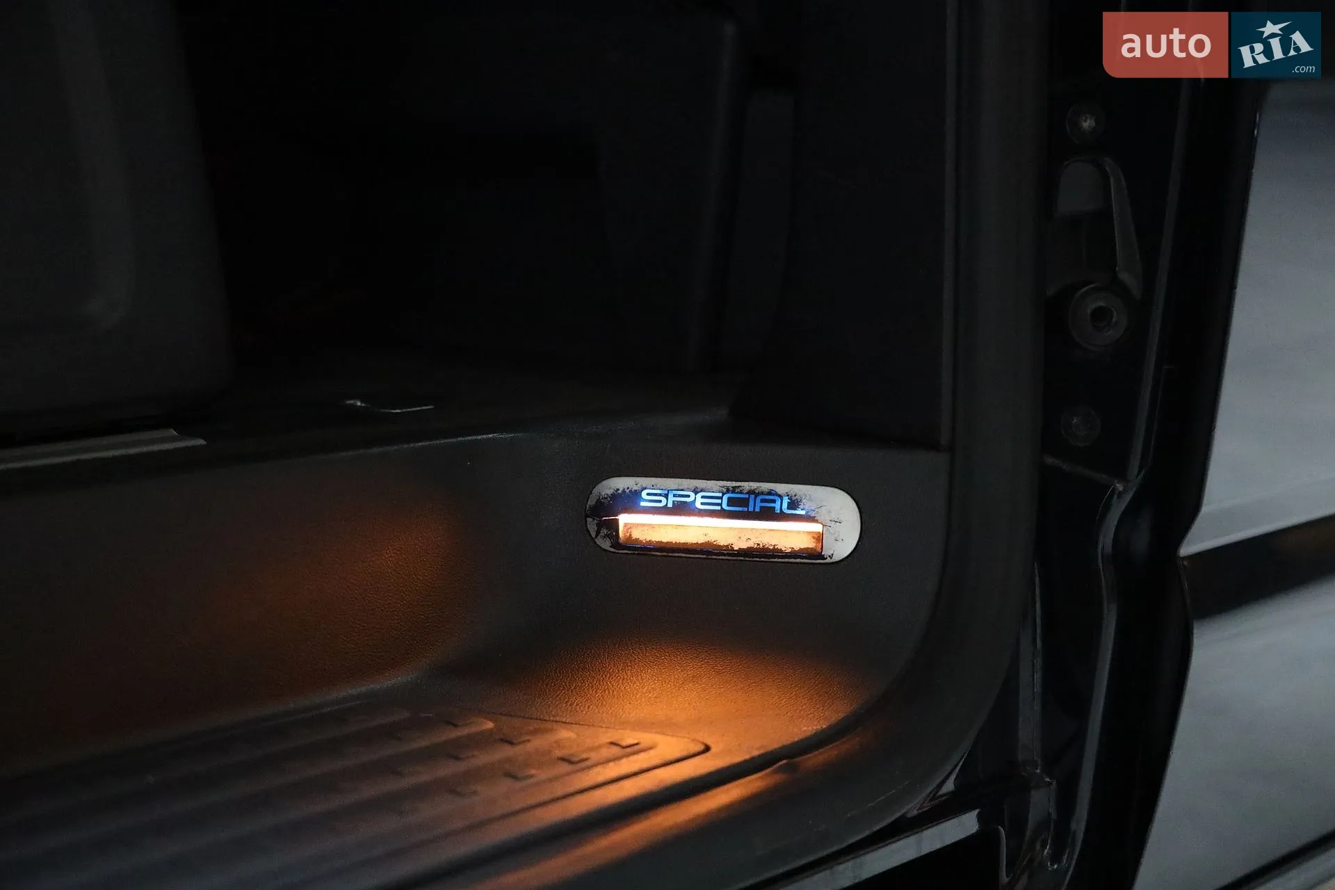 2015 Volkswagen Multivan - мініатюра 28