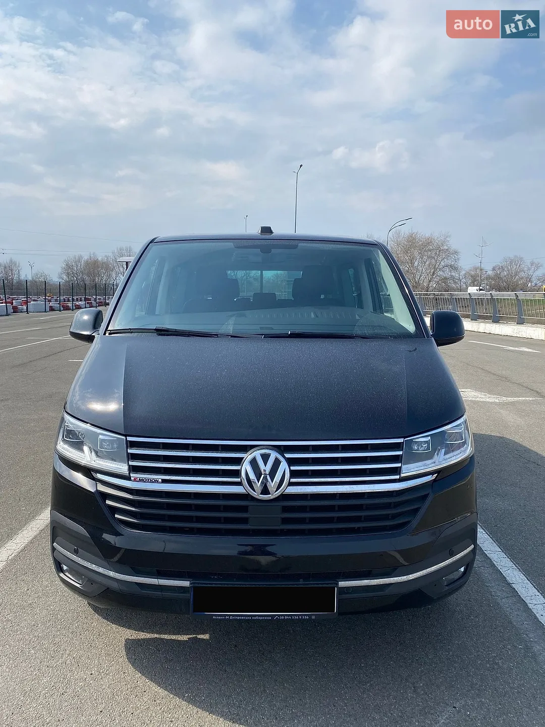 2022 Volkswagen Multivan - мініатюра 2