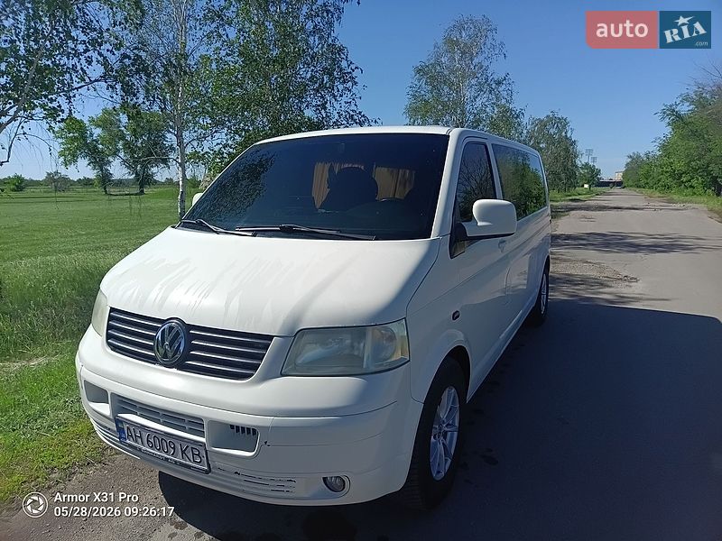 Минивэн Volkswagen Multivan 2004 в Киеве