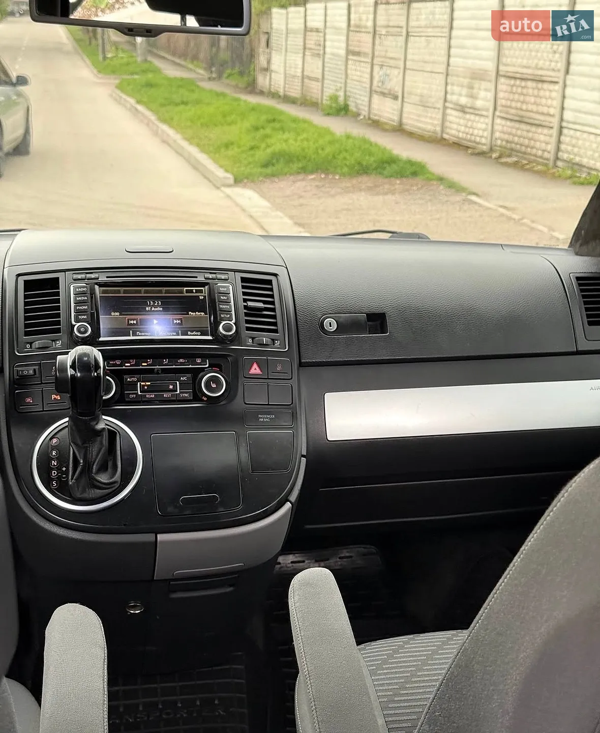 2012 Volkswagen Multivan - мініатюра 15