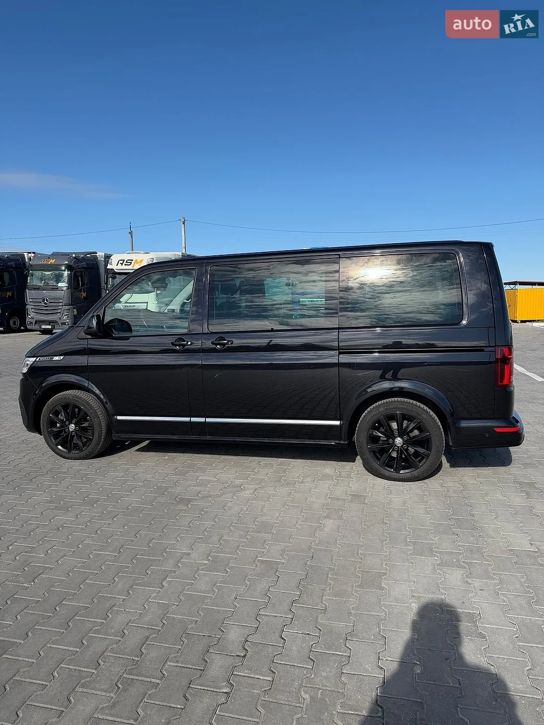 2021 Volkswagen Multivan - мініатюра 4