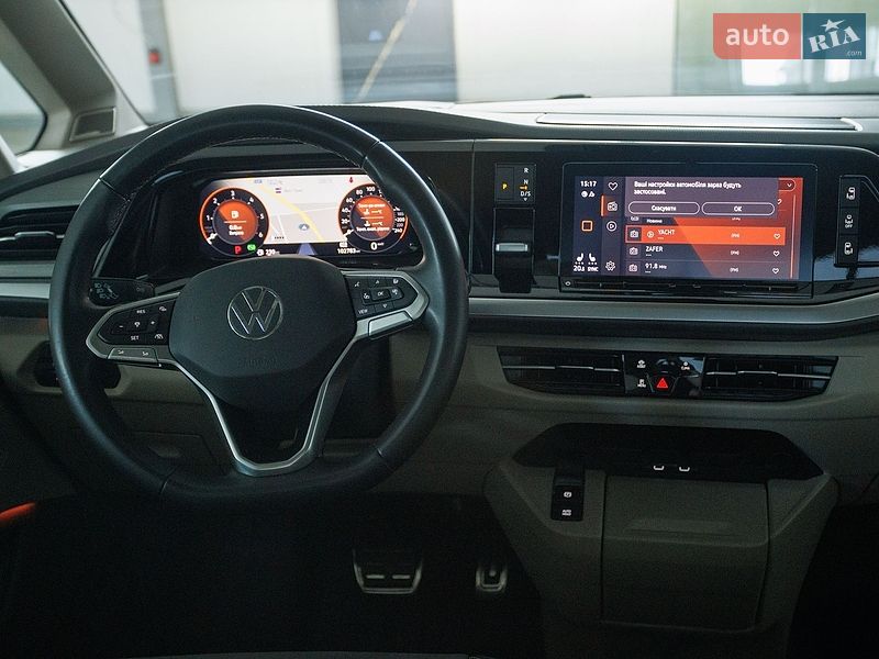 Минивэн Volkswagen Multivan 2024 в Черновцах
