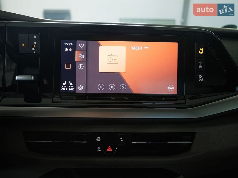 Минивэн Volkswagen Multivan 2024 в Черновцах