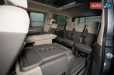 Минивэн Volkswagen Multivan 2024 в Черновцах