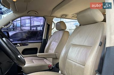 Минивэн Volkswagen Multivan 2011 в Ивано-Франковске