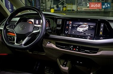 Минивэн Volkswagen Multivan 2022 в Черновцах