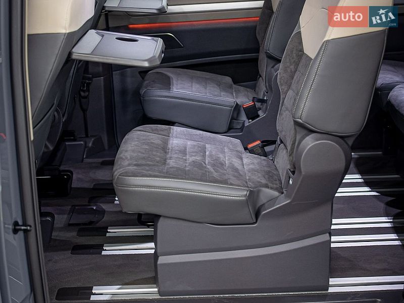 Минивэн Volkswagen Multivan 2022 в Черновцах