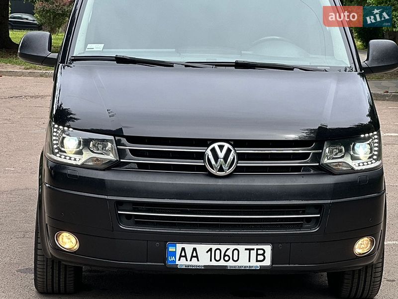 Минивэн Volkswagen Multivan 2014 в Житомире