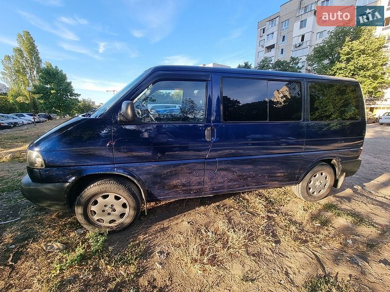 Минивэн Volkswagen Multivan 2000 в Киеве