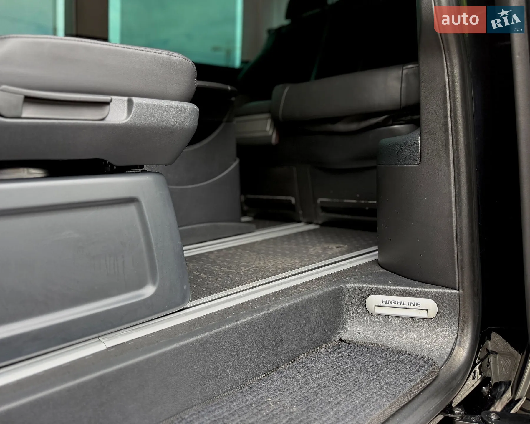 2016 Volkswagen Multivan - мініатюра 35