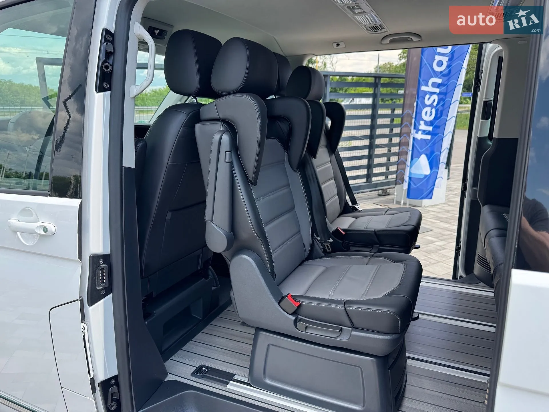 2021 Volkswagen Multivan - мініатюра 35