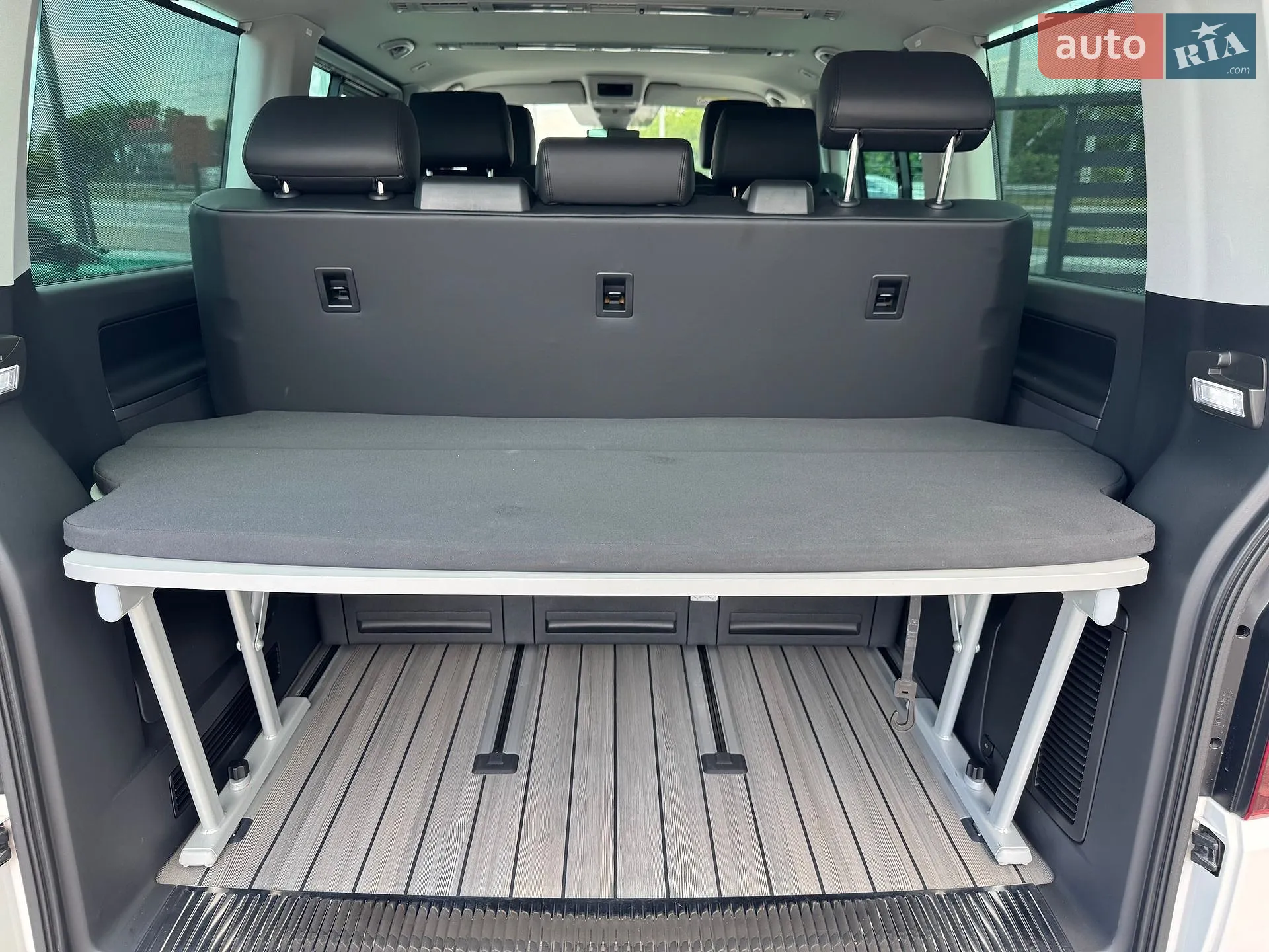 2021 Volkswagen Multivan - мініатюра 32