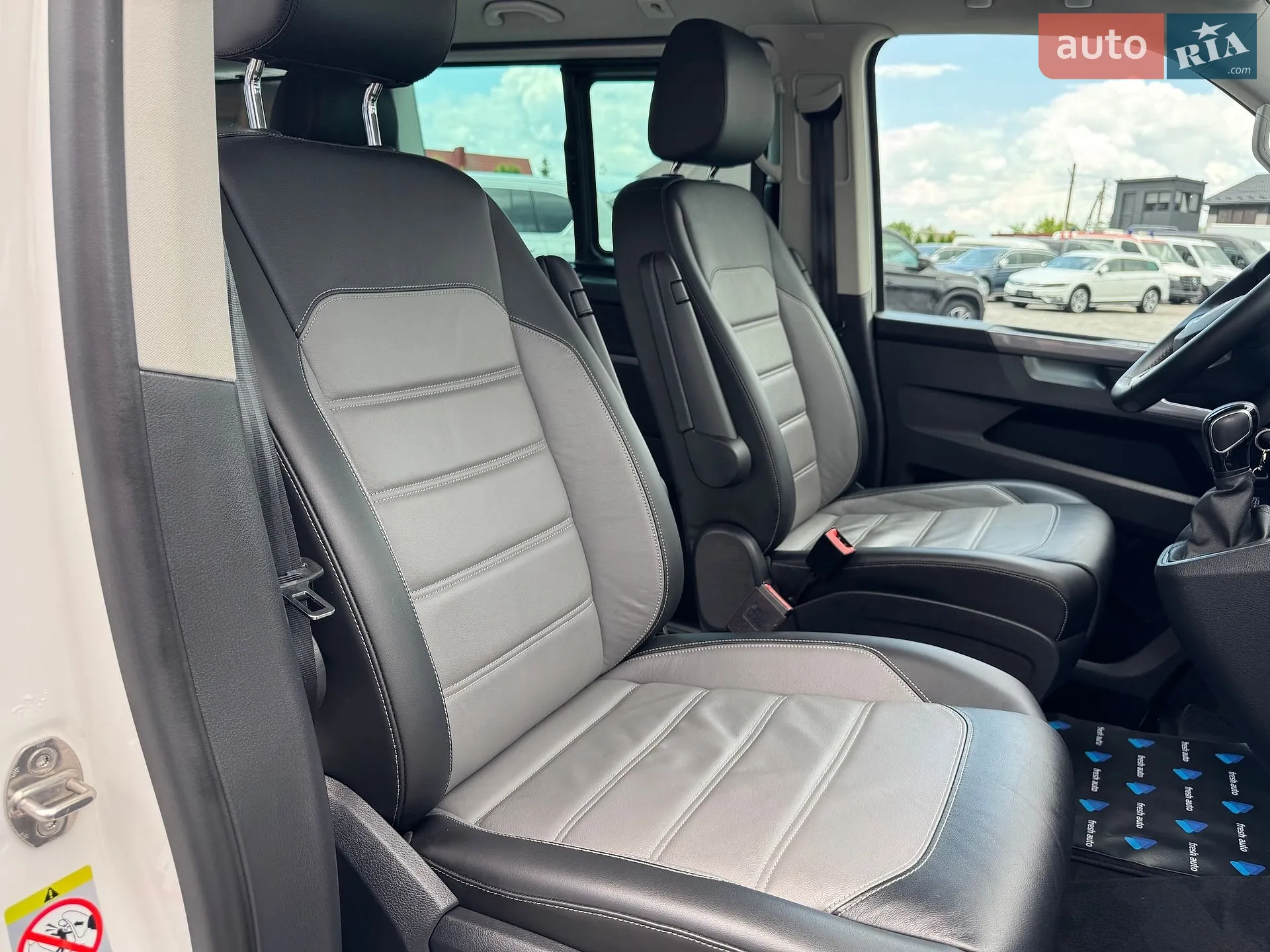 2021 Volkswagen Multivan - мініатюра 43