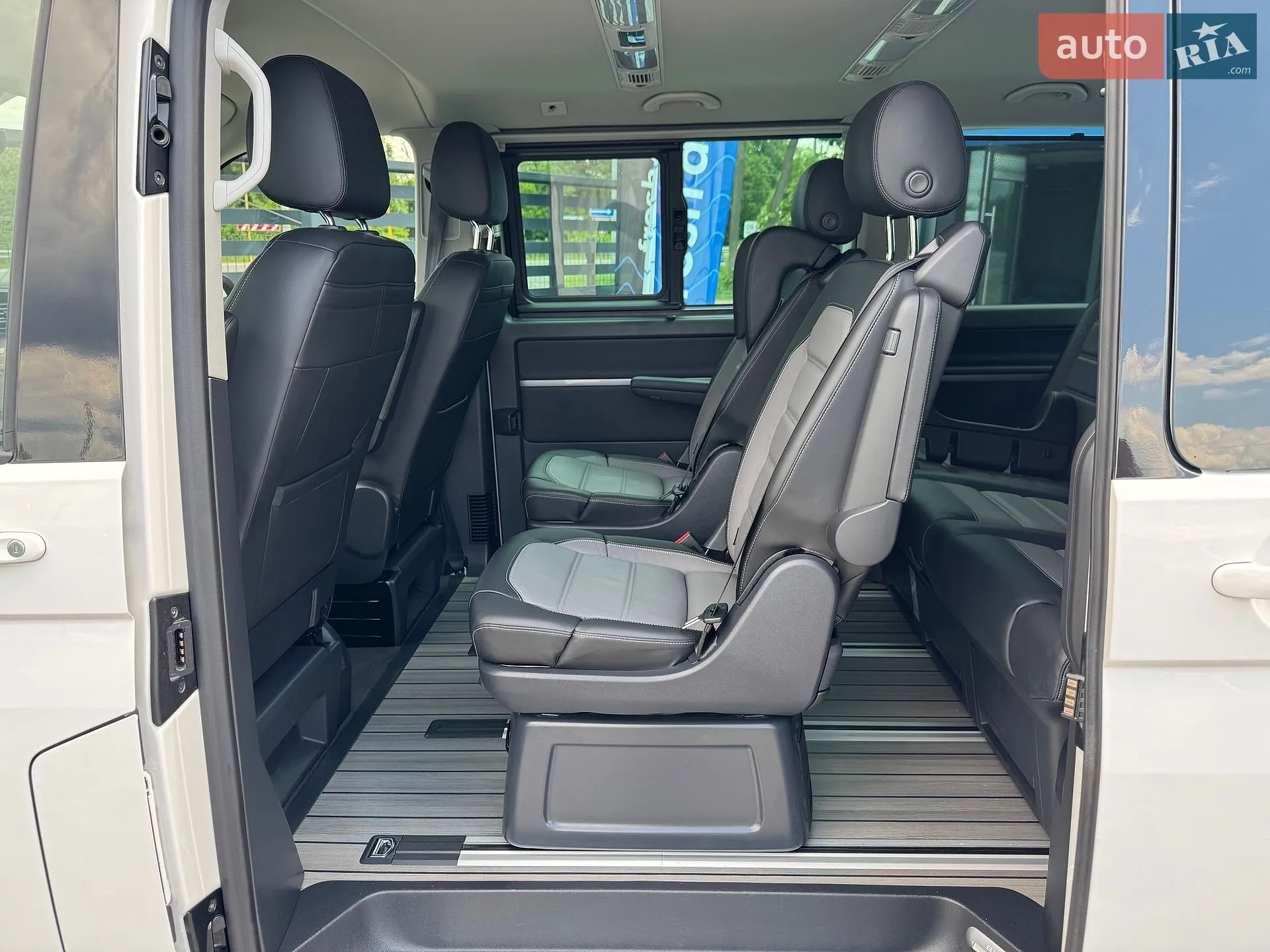 2021 Volkswagen Multivan - мініатюра 27