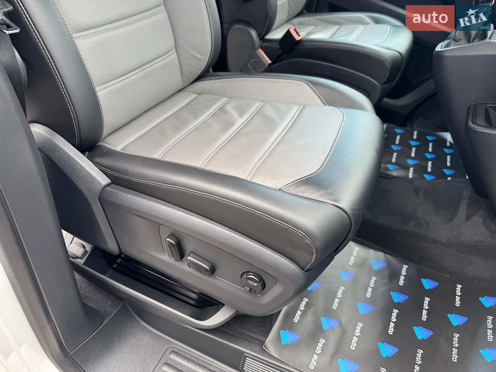 2021 Volkswagen Multivan - мініатюра 45