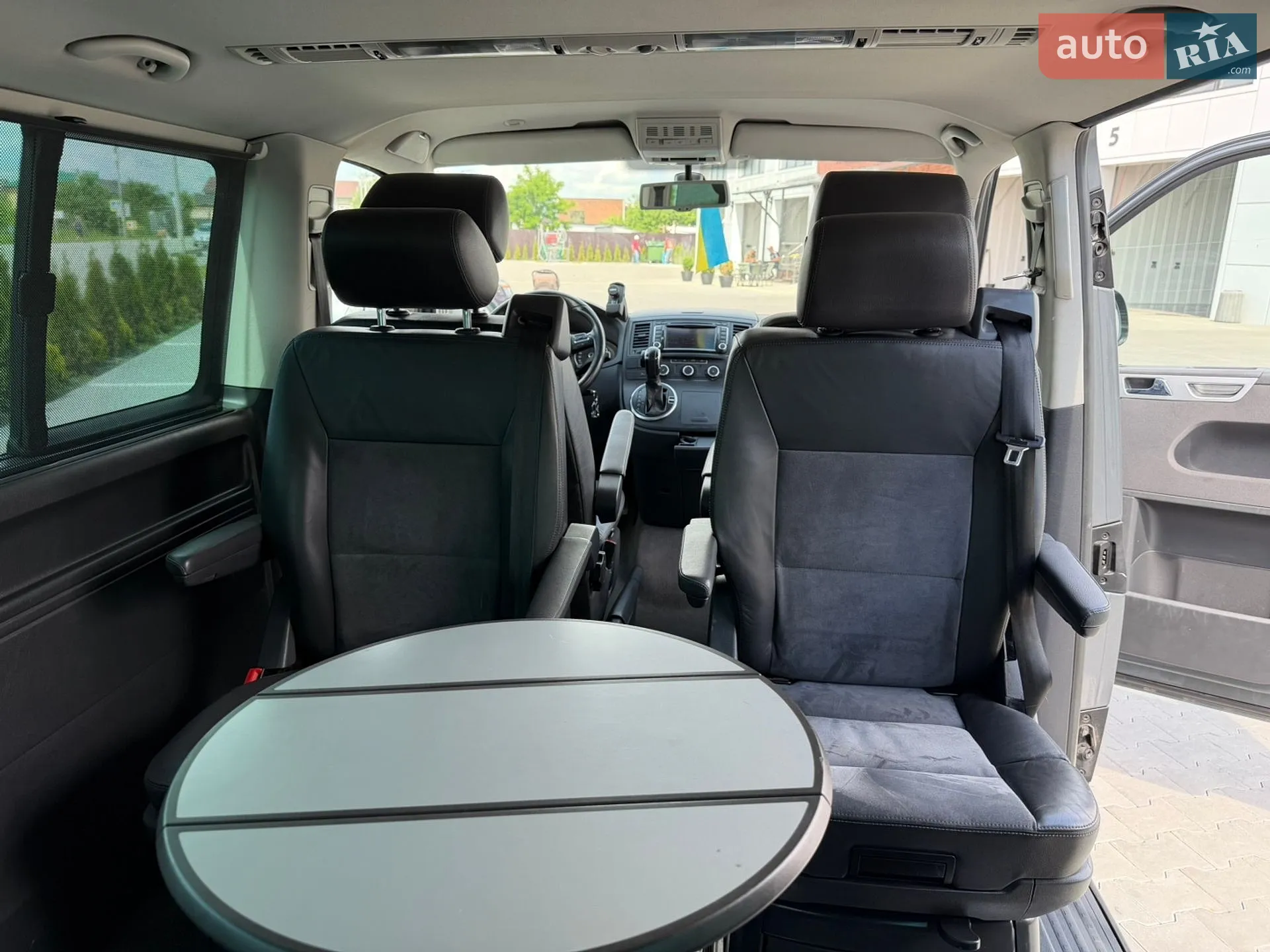 2010 Volkswagen Multivan - мініатюра 19