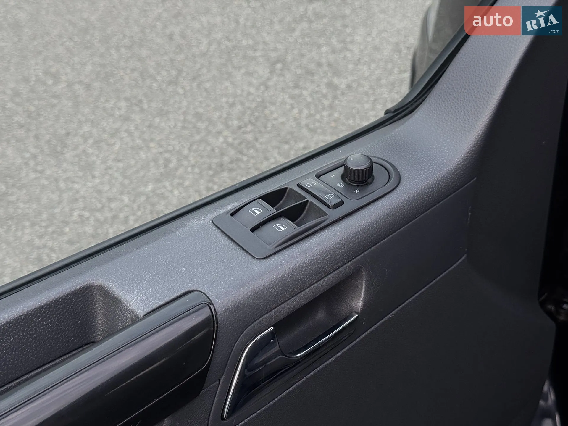 2012 Volkswagen Multivan - мініатюра 10