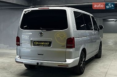 Минивэн Volkswagen Multivan 2014 в Черновцах
