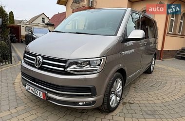 Минивэн Volkswagen Multivan 2015 в Львове
