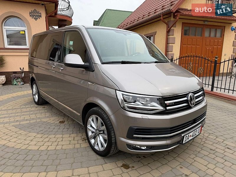 Минивэн Volkswagen Multivan 2015 в Львове