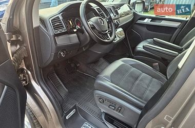 Минивэн Volkswagen Multivan 2015 в Львове