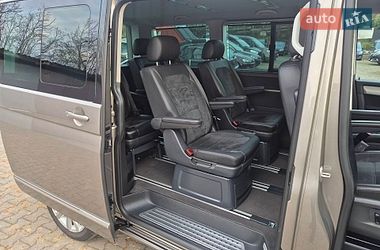 Минивэн Volkswagen Multivan 2015 в Львове