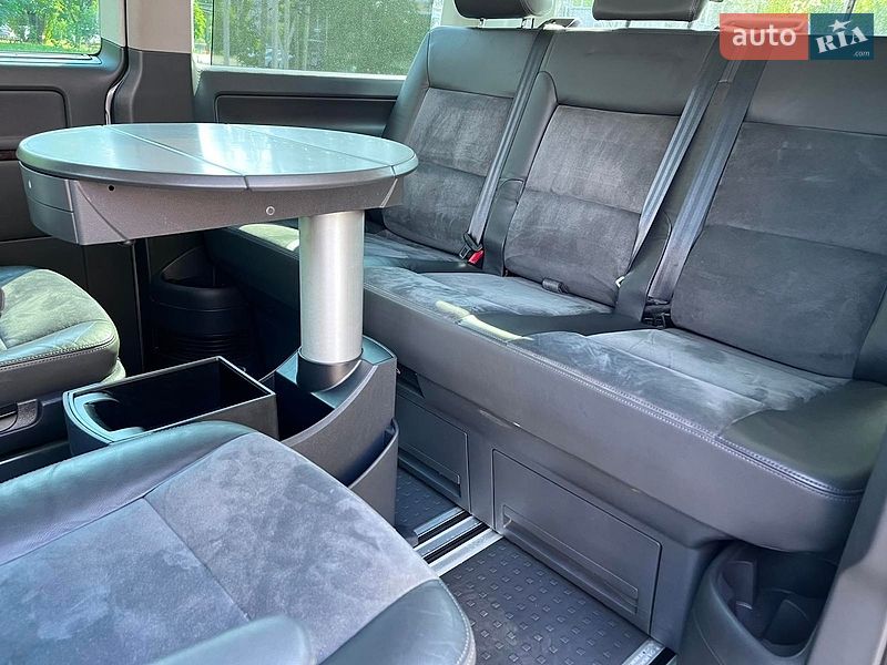 Минивэн Volkswagen Multivan 2012 в Киеве фото 31 Минивэн Volkswagen Multivan 2012 в Киеве