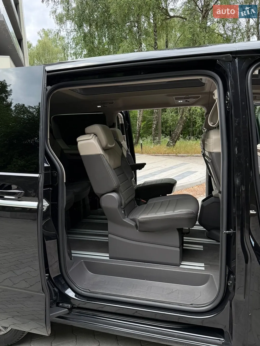 2022 Volkswagen Multivan - мініатюра 41