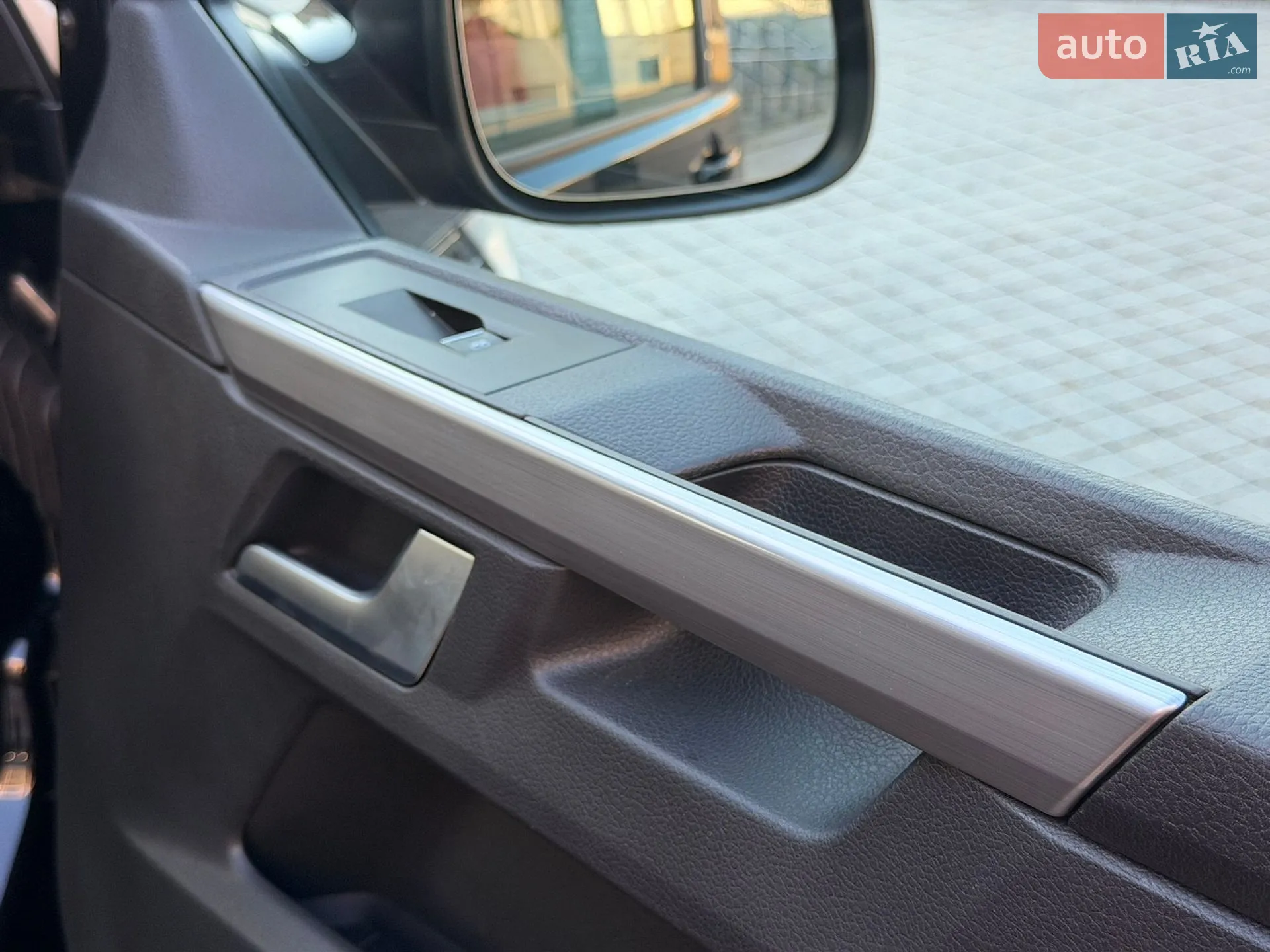 2020 Volkswagen Multivan - мініатюра 27