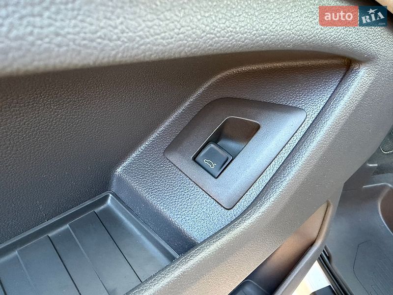 Мінівен Volkswagen Multivan 2022 в Ковелі фото 21 Мінівен Volkswagen Multivan 2022 в Ковелі