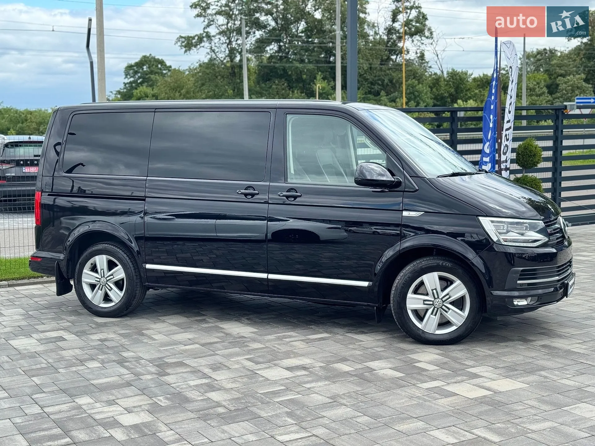 2019 Volkswagen Multivan - мініатюра 7