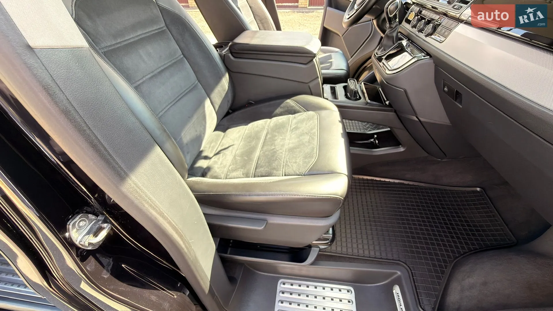 2016 Volkswagen Multivan - мініатюра 22