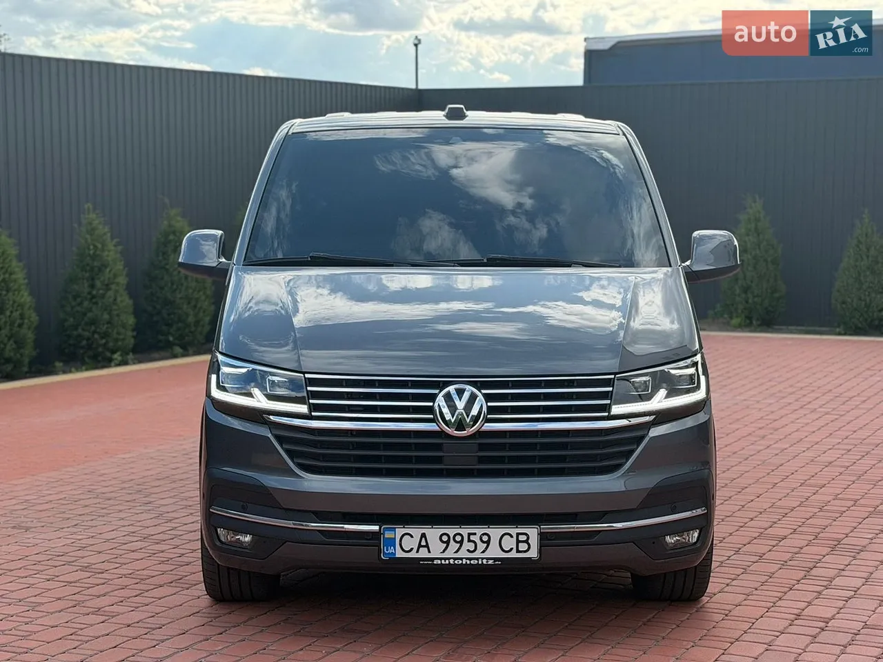 2019 Volkswagen Multivan - мініатюра 32
