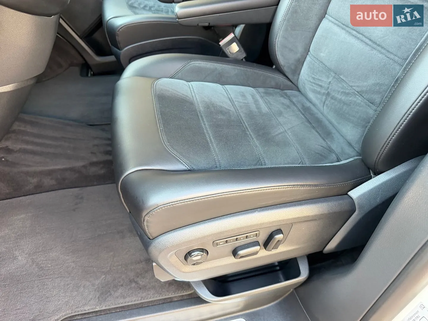 2017 Volkswagen Multivan - мініатюра 23
