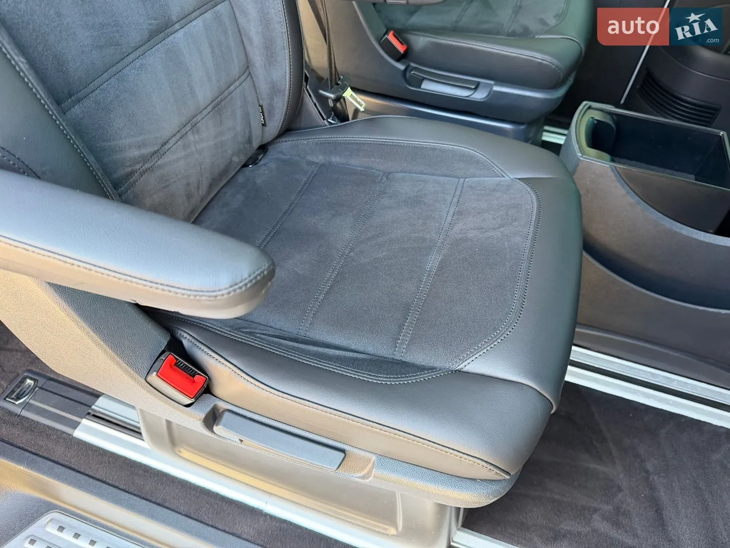 2017 Volkswagen Multivan - мініатюра 54