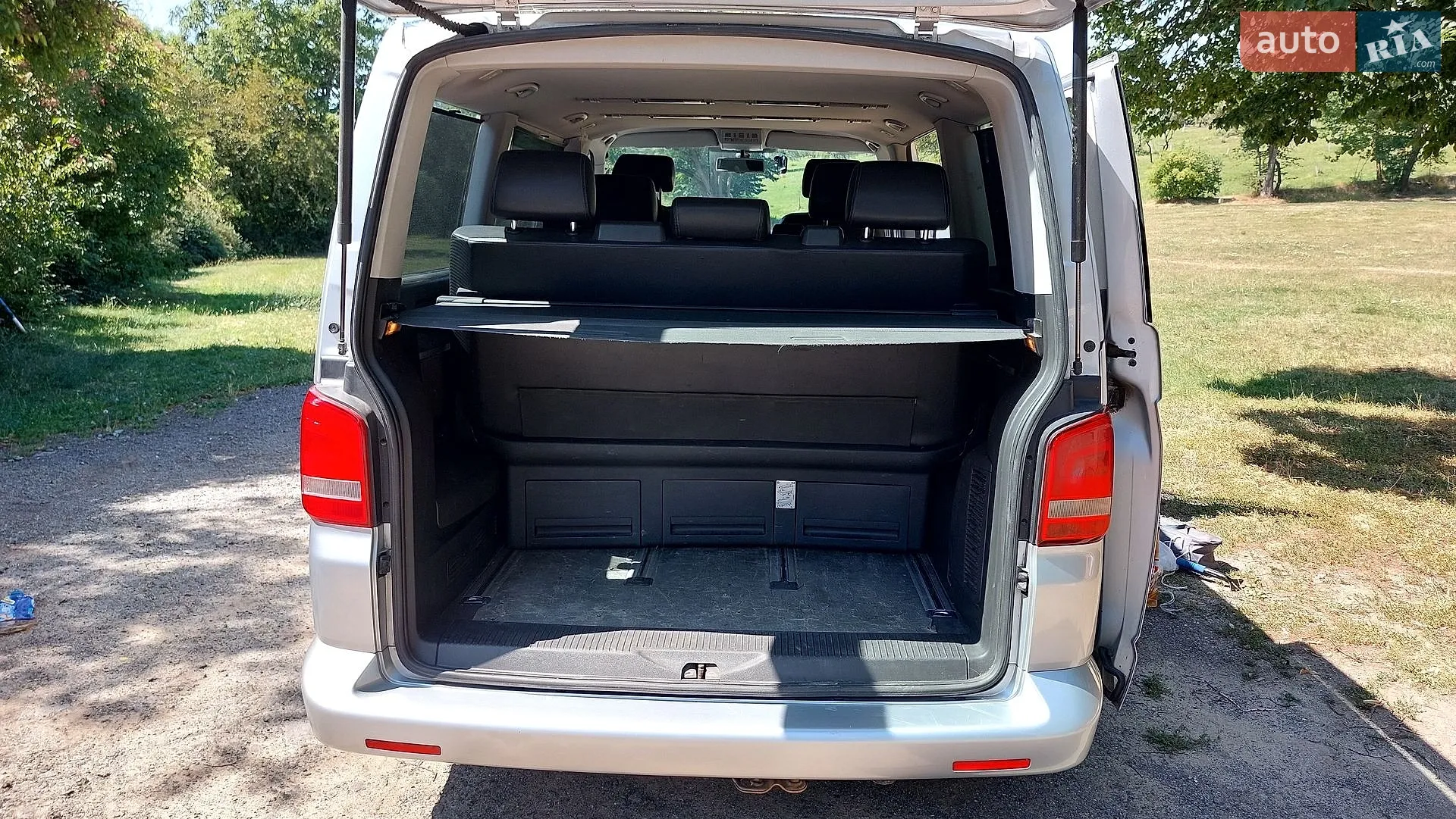 2010 Volkswagen Multivan - мініатюра 10