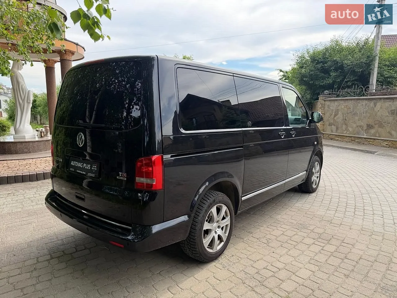 2010 Volkswagen Multivan - мініатюра 3
