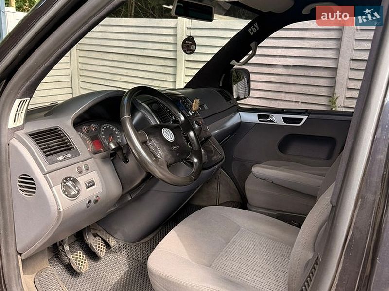 Мінівен Volkswagen Multivan 2005 в Мерефа