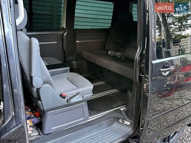 Мінівен Volkswagen Multivan 2005 в Мерефа